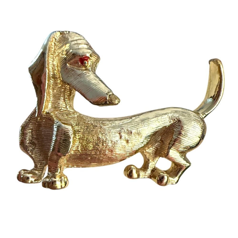 Vintage Dachshund Brooch Wiener Dog Pin Red Rhinestone Eye Figural Retro Jewelry